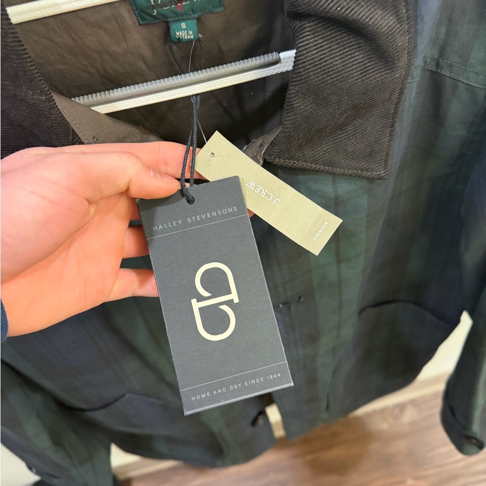 J. Crew Dark Green Plaid barn Jacket - Picture 4 of 5